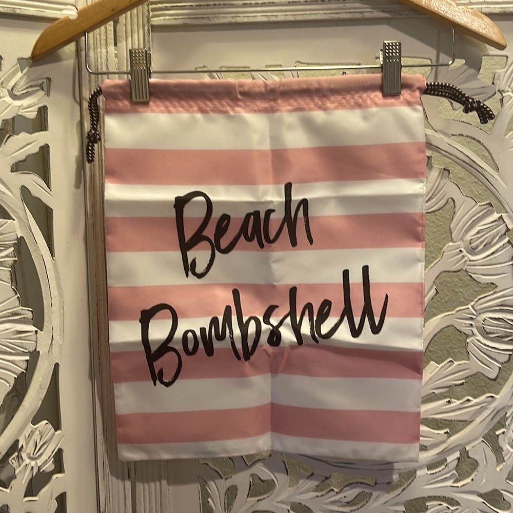 Victoria Secret Drawstring Bags (2)